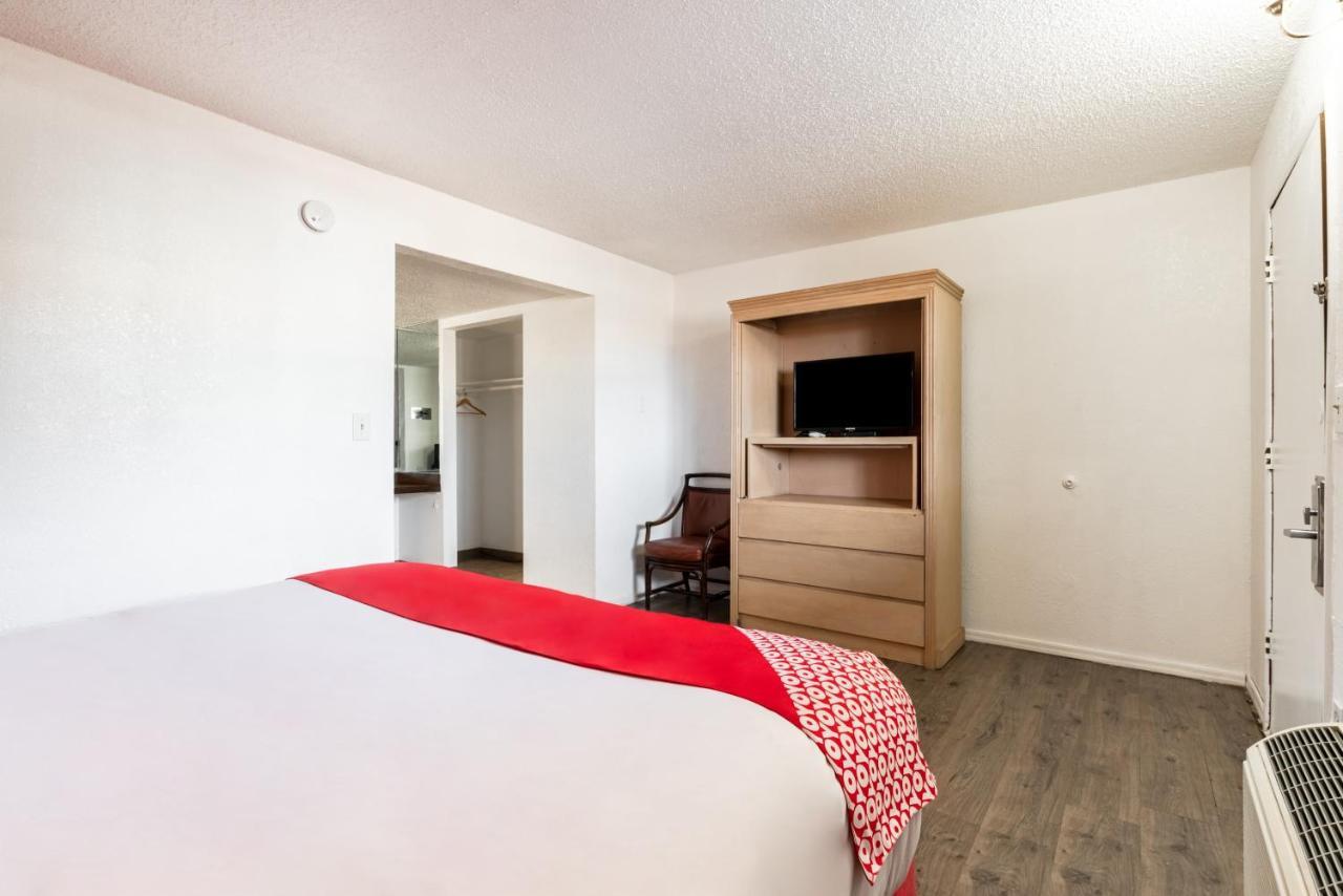 Oyo Hotel Globe / Miami Az - Highway 60 Kültér fotó